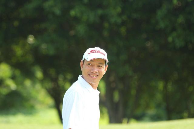 有新欢忘旧爱？福建首富254亿求婚云南白药，亲生公司连亏五年